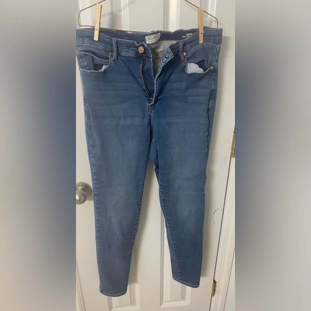 Skinny jeans